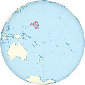 Marshall Islands on the globe (small islands magnified) (Polynesia centered).svg